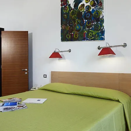 Hotel Cala Luna 3*