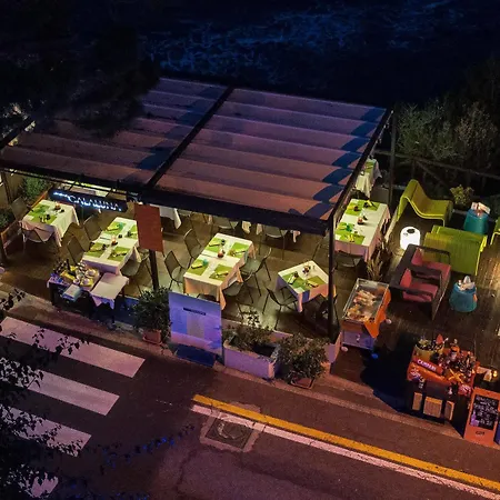 מלון Cala Luna 3*