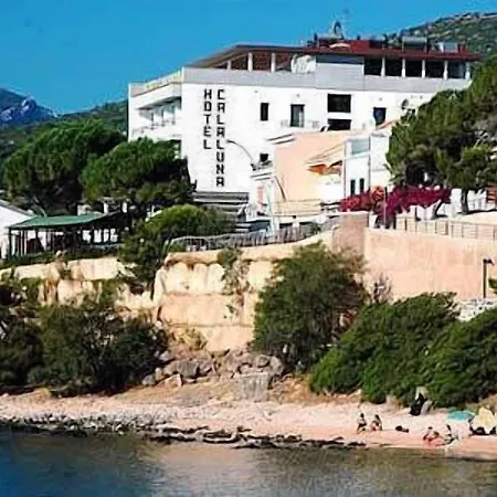 Cala Luna 3* كالا غونوني